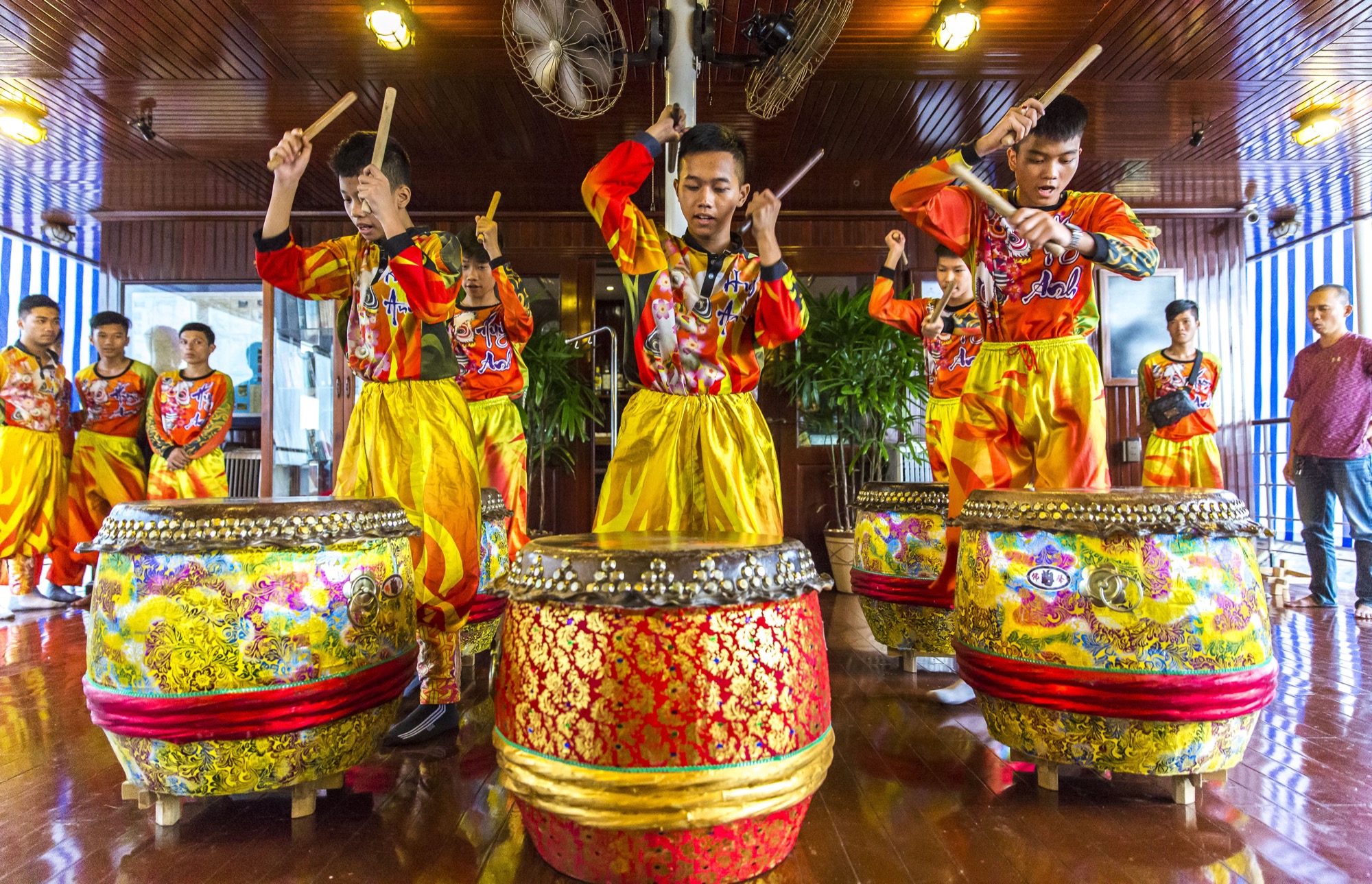 Pandaw RV Angkor Pandaw Entertainment 3.jpg